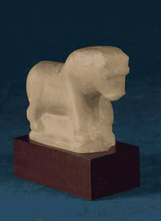 تمثال حيواني
